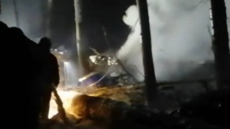 В России разбился самолет – выживших нет