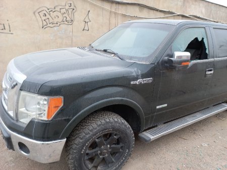 Водители пострадавших от взрыва машин жалуются на медлительность криминалистов в Актау