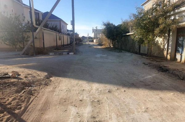 Начали ремонт и забросили: Укладку асфальта временно отложили в Актау