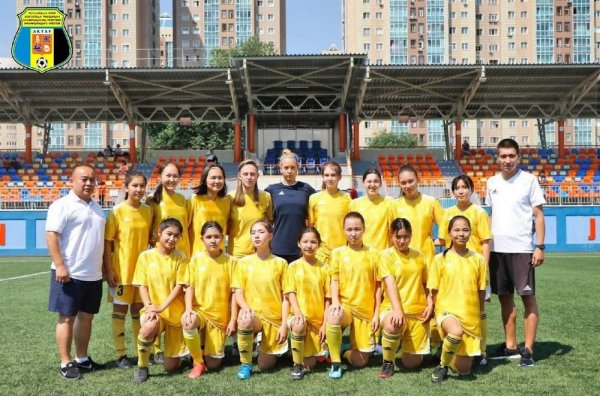 Впервые призёрами чемпионата страны стали футболистки из Актау