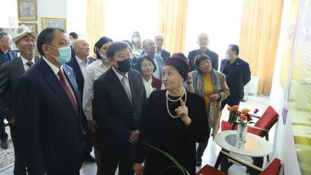 В Мангистауской области открылась библиотека с залом для незрячих и интернетом