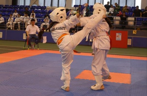 Актауские спортсмены стали вторыми на первенстве по ашихара-каратэ