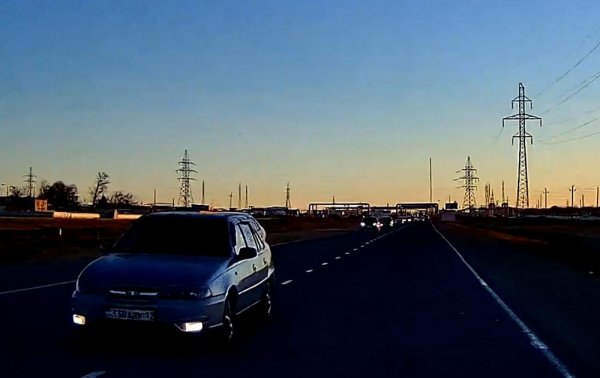 «Бешеная «ГАЗель» и ее друзья»: Полиция оформила нарушителей в Актау