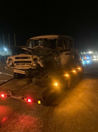 Столкнувшегося с автобусом водителю УАЗа потребовалась медицинская помощь в Актау