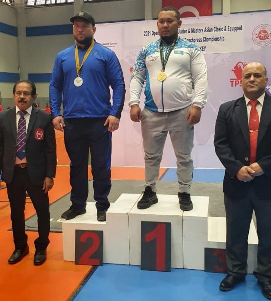 Пауэрлифтеры из Мангистау покорили чемпионат Азии