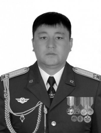 В алматинской трагедии погиб подполковник Вооруженных сил