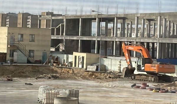 Ни школ, ни детских садов: прекратить застройку требуют жители 16 микрорайона в Актау