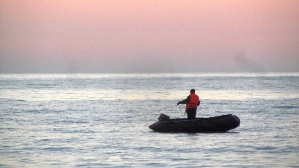 Поиски утонувшего рыбака продолжаются в Актау