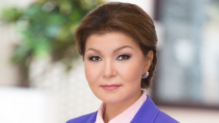 Дарига Назарбаева в отпуске без содержания - помощник