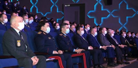 Токаев рассказал, где дают и берут взятки