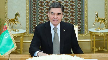 В Туркменистане пройдут внеочередные выборы президента