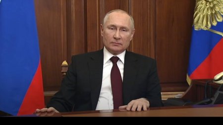Путин: Россия признает ДНР и ЛНР независимыми государствами