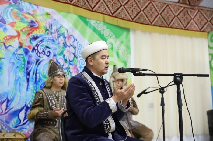 «Огонь единства» зажгли на горе Отпан в Мангистау