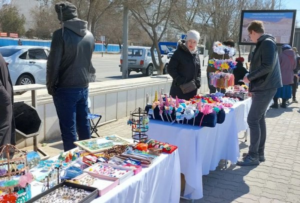 Ярмарку устроили рукодельницы в Актау