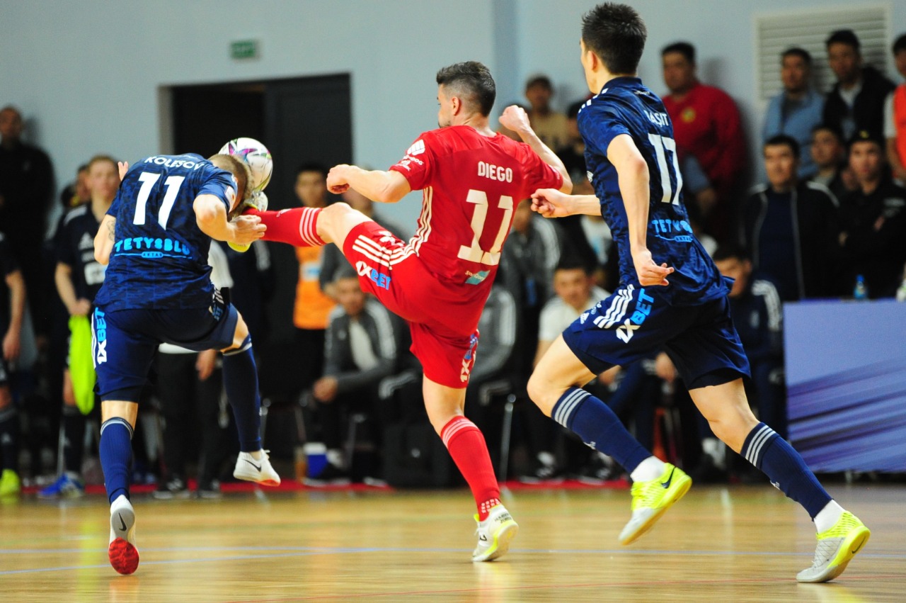 В Актау футзальный «Каспий» переиграл самый титулованный клуб Казахстана