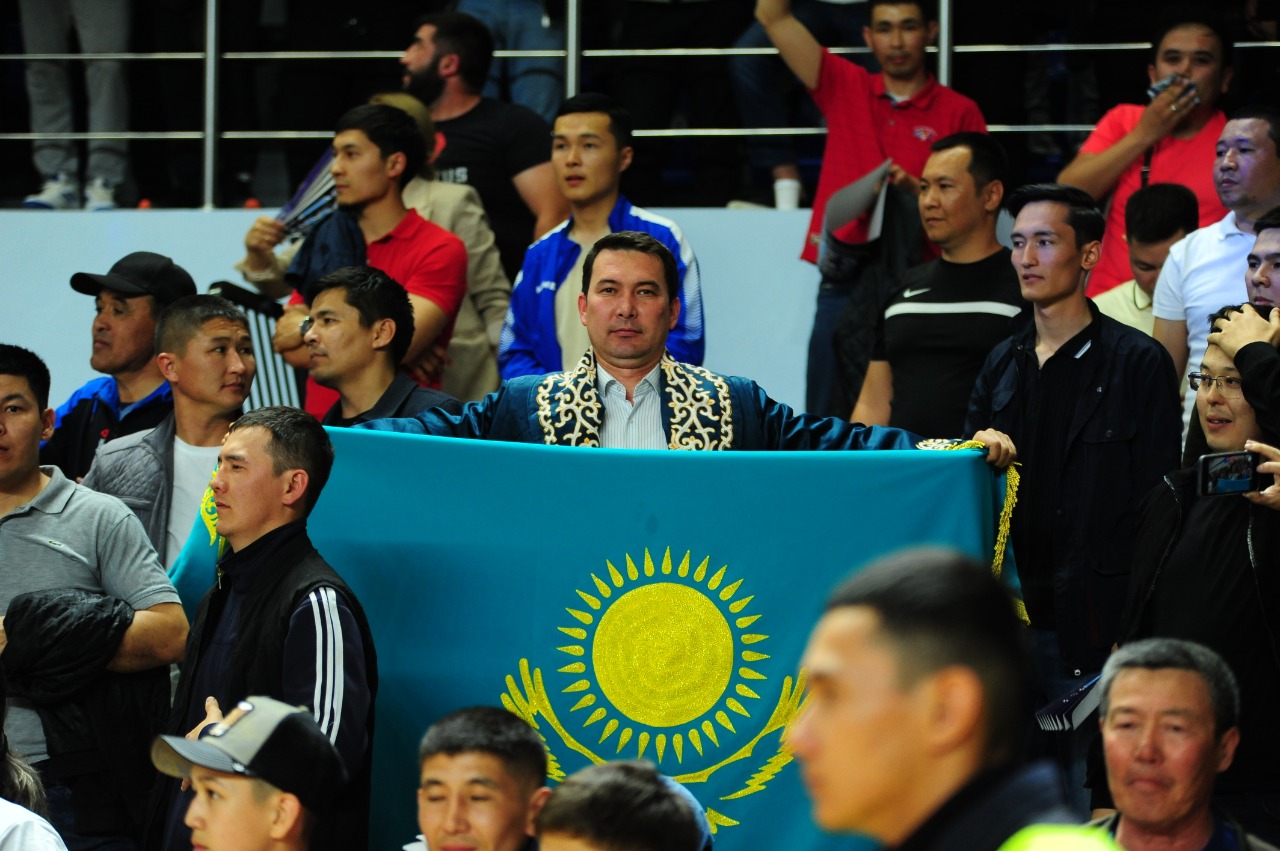 В Актау футзальный «Каспий» переиграл самый титулованный клуб Казахстана