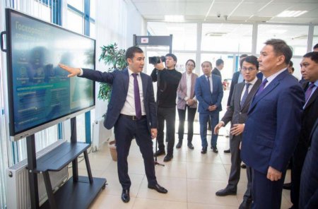 Казахстанцы смогут заказывать госномера онлайн