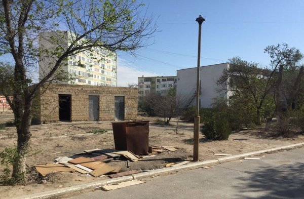 Судьба заброшенного здания детсада в центре Актау волнует горожан