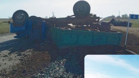 2 человека погибли в ДТП с грузовиком в Павлодарской области