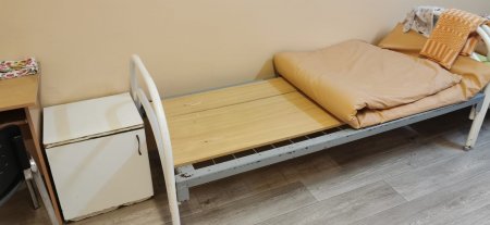 Подмываем младенцев в тазиках: жительницу Актау возмутили условия в детской областной больнице