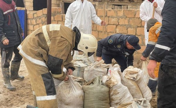 Сельчане не смогли выйти из своих домов в Мангистау