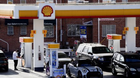 Цены на бензин в США достигли нового рекорда