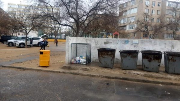 Бочки для сбора хлебных отходов появились в Актау