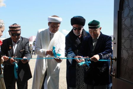 Мечеть торжественно открыли в Тупкараганском районе