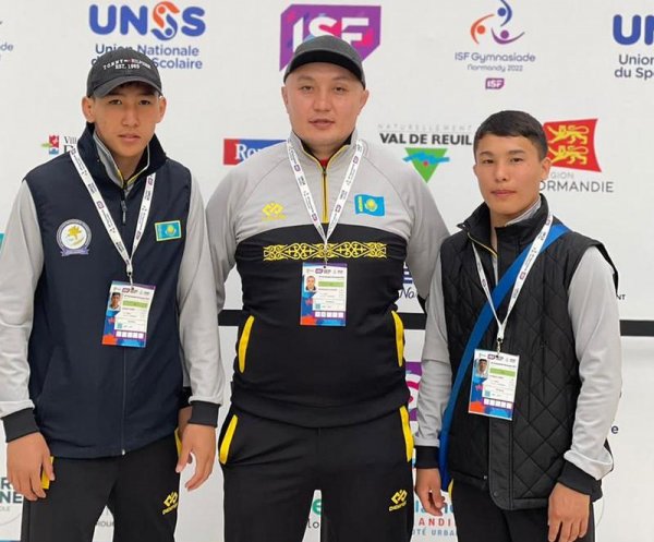 Борец из Актау стал призером Всемирной гимназиады во Франции