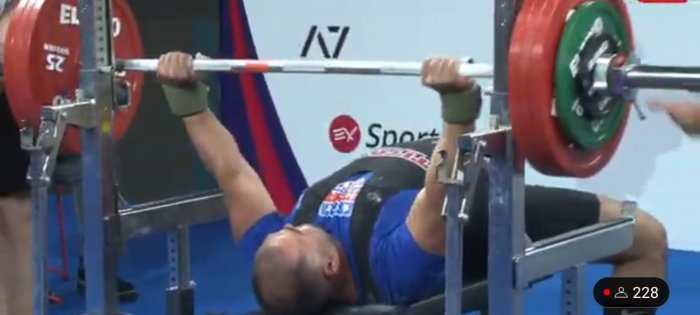 Кайрат Ургешбаев из Актау занял второе место на чемпионате мира по пауэрлифтингу