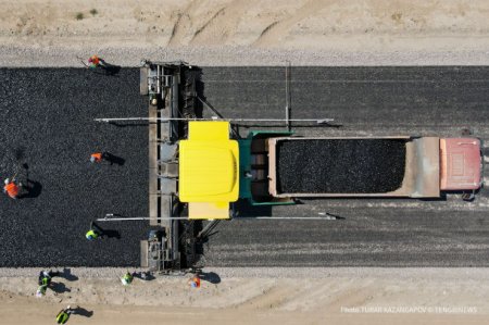 Движение на большей части трассы Атырау - Астрахань могут открыть в 2022 году