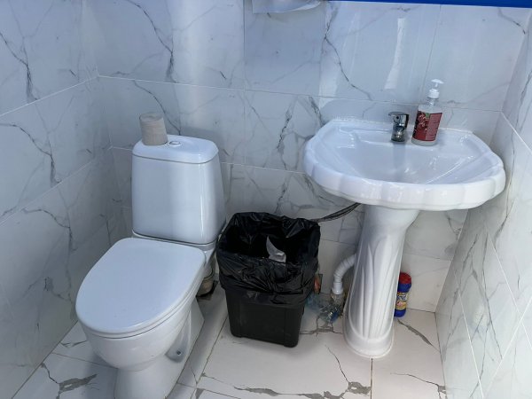 В Актау на остановках открывают общественные туалеты: акимат обещает бесплатный доступ