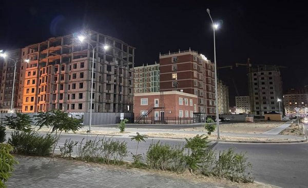 «Лежачие полицейские» пообещали установить жителям новостройки в Актау