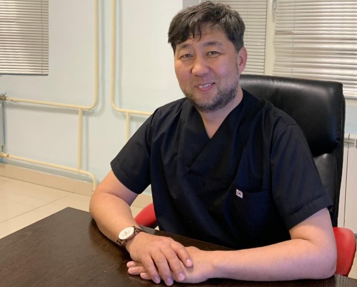 Актауские врачи успешно прооперировали пострадавшую туристку из России