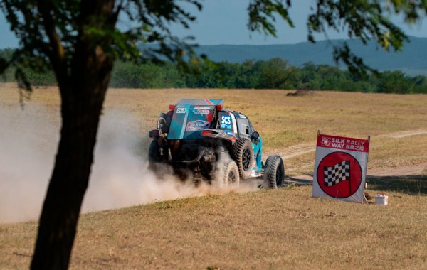 Ралли «Шёлковый путь»: Актауские гонщики финишировали в Грозном