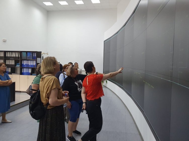 11 педагогов отечественных университетов прошли производственную стажировку в АО «МРЭК»