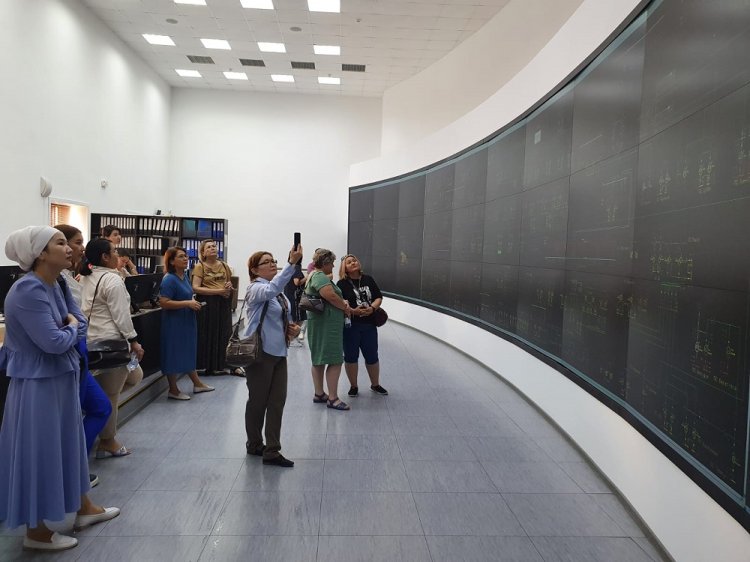 11 педагогов отечественных университетов прошли производственную стажировку в АО «МРЭК»