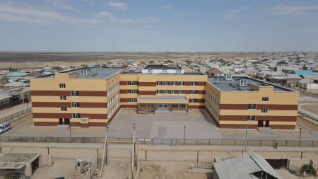 В Мангистау в 2022 году введут в эксплуатацию две школы и две пристройки на более 2400 мест