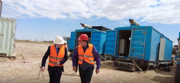 Нурлан Ногаев ознакомился с работой нефтесервисных компаний в Жанаозене