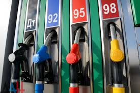 Бензин на Т90 млн пытались незаконно вывезти из Казахстана в Узбекистан