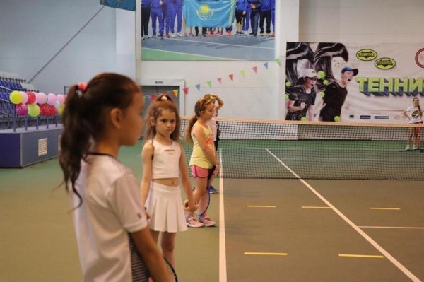 В Актау стартовал набор детей на теннис