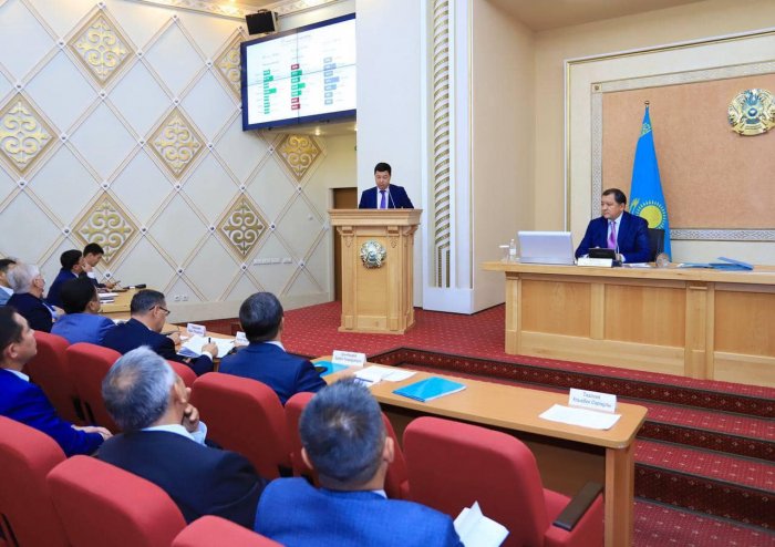 Глава региона отчитал акимов за ненадлежащую подготовку к отопительному сезону в Мангистау