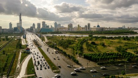 Указ о переименовании столицы Казахстана вступил в силу 