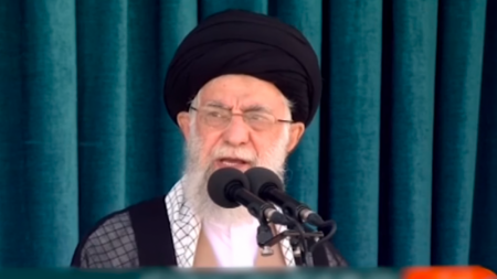 Высший руководитель Ирана впервые высказался о массовых протестах в стране