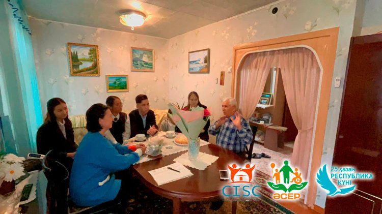 Қазақстан Республикасының күніне орай оқушылардың тыл ардагерлерімен кездесуі!!!