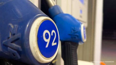 Почему не дешевеет бензин АИ-92, ответил глава Минэнерго