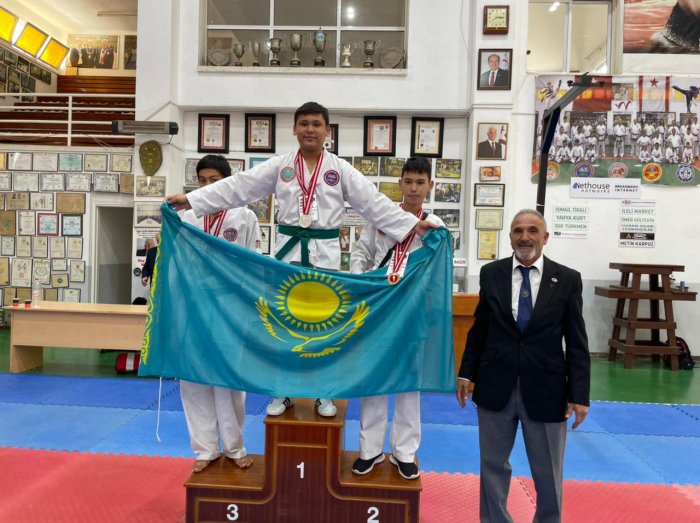 Таэквондисты из Актау завоевали 14 медалей на открытом чемпионате Евразии