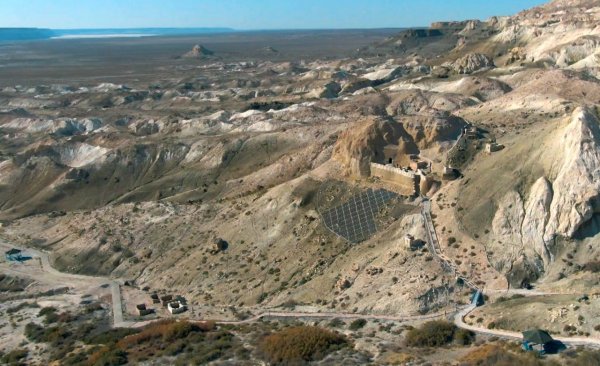 Касым-Жомарт Токаев посетил мечеть Бекет-Ата