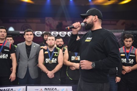 Мангистауские спортивные функционеры придумали новый вид спорта Batyr Ball