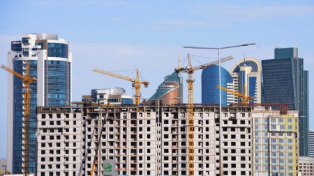 Запуск новой ипотечной программы перенесли в Казахстане